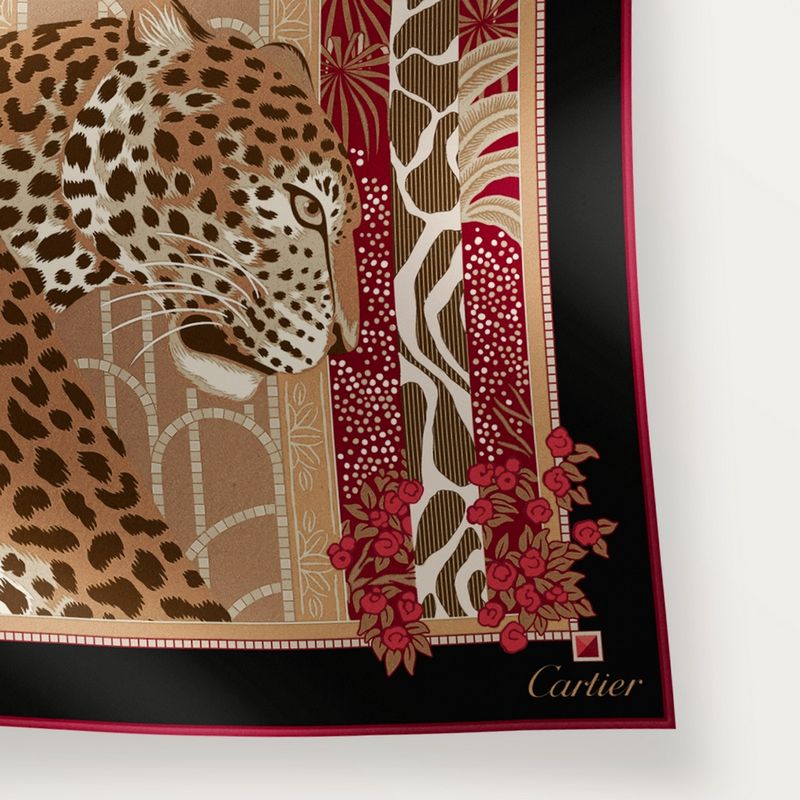 LENCO-90-WOMAN-WITH-A-PANTHER