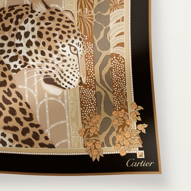 LENCO-90-WOMAN-WITH-A-PANTHER
